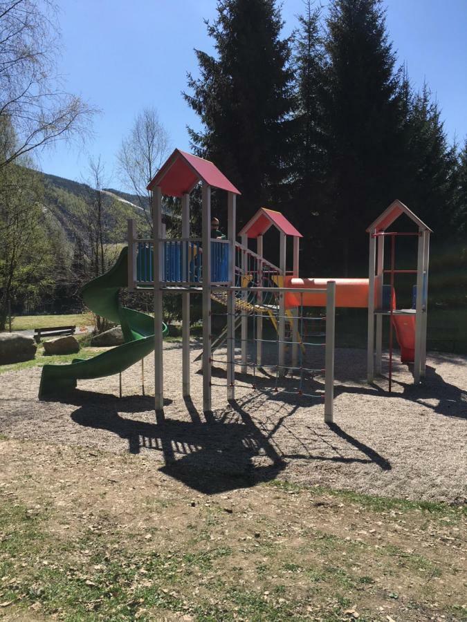 Horska Chata Harrachov Εξωτερικό φωτογραφία